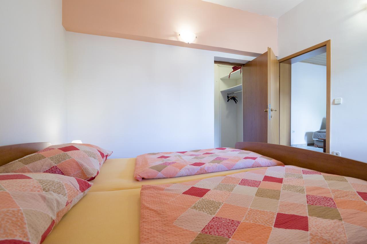 Apartments Kori Funtana Zewnętrze zdjęcie